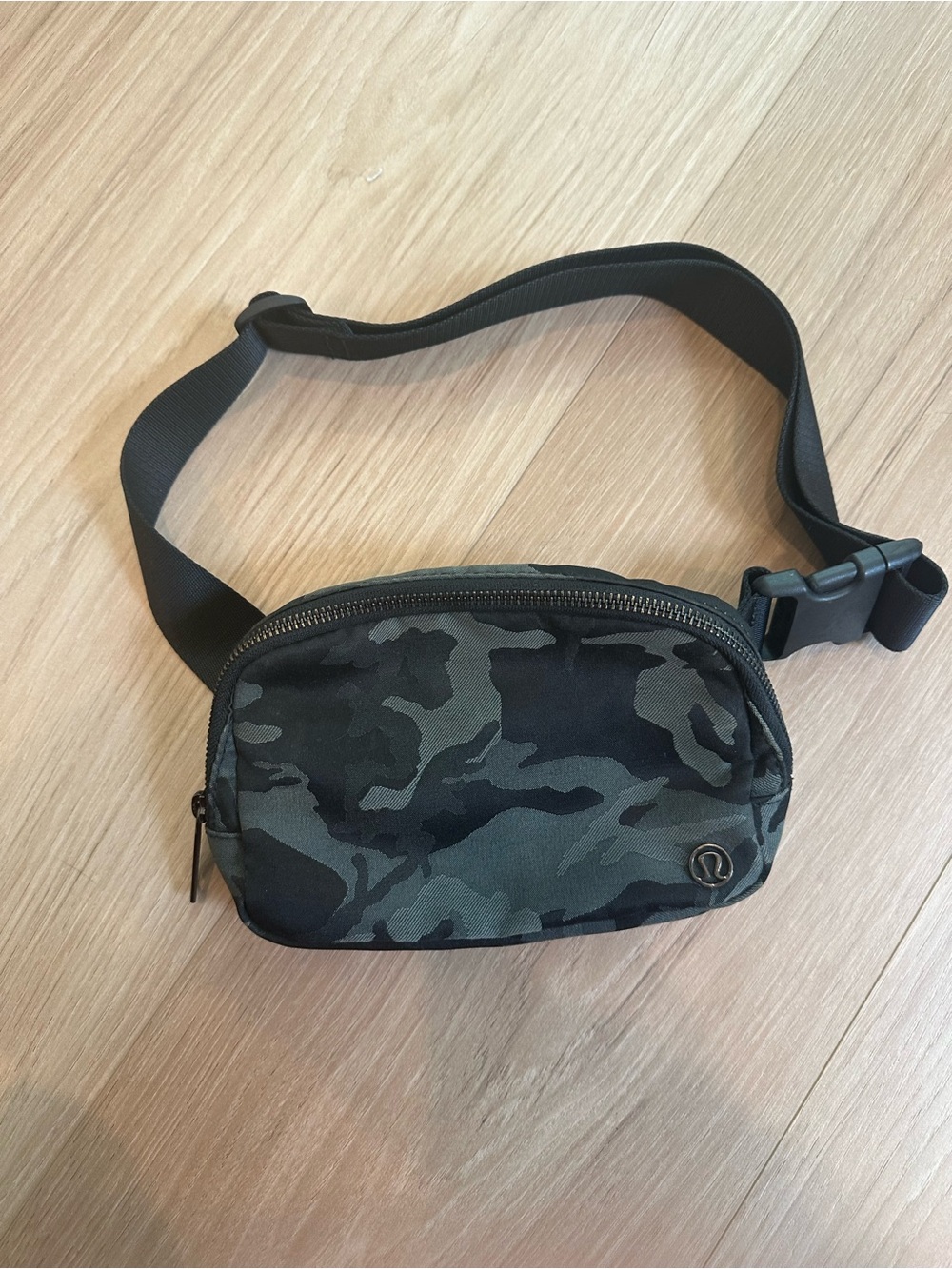 lululemon athletica Black & Green Camo Waist Pack